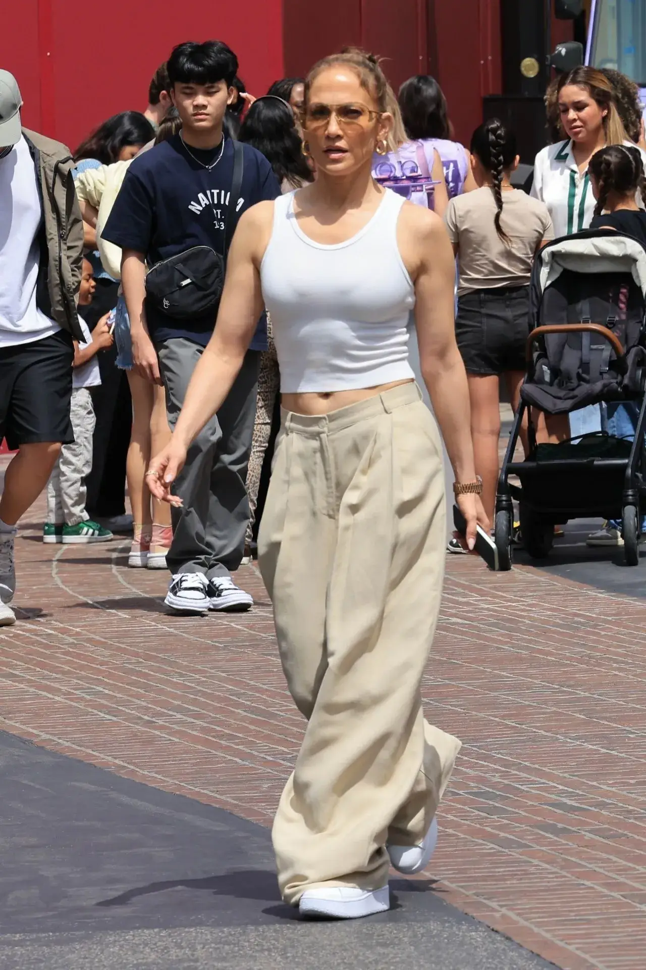 Jennifer Lopez Shopping Stills at The Grove in West Hollywood